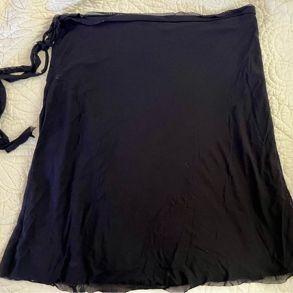 Motherhood Maternity Black Tulle Midi Faux Wrap Skirt All Over Stretch - Picture 5 of 6